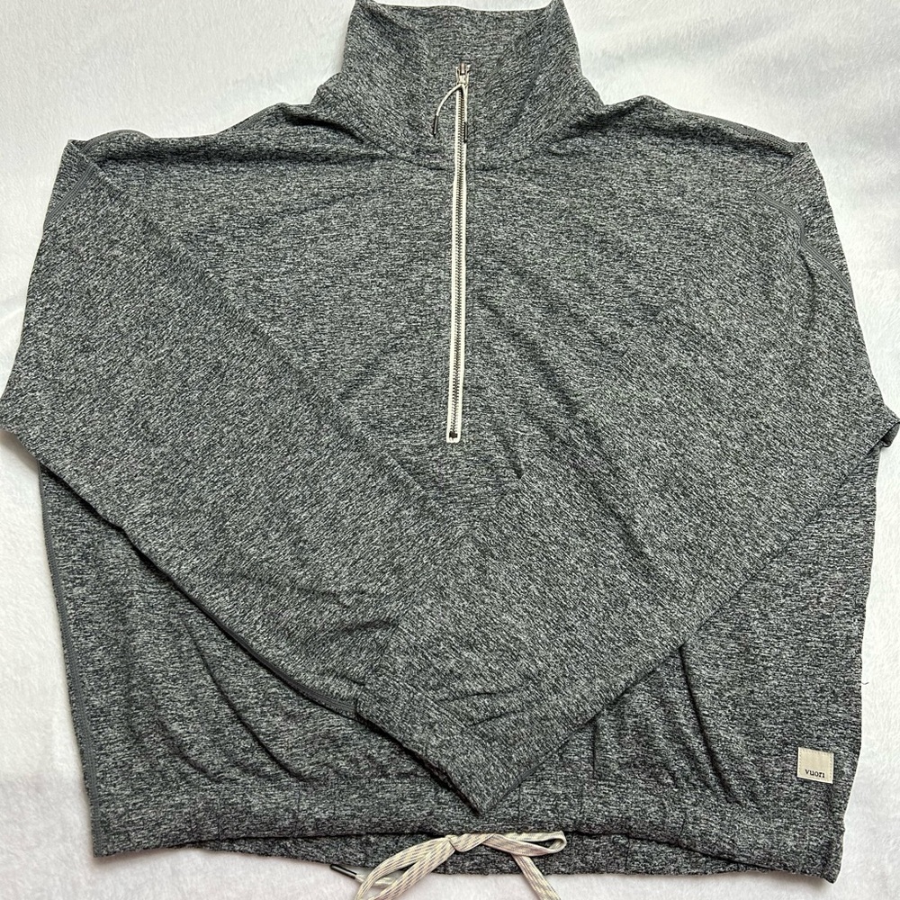 Vuori Lightweight Half Zip